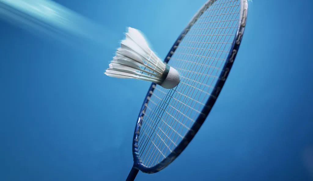 的重要纽带 的重要纽带