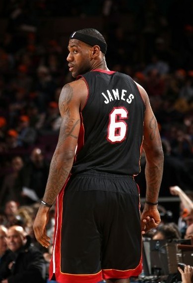 以5比0轻 以5比0轻